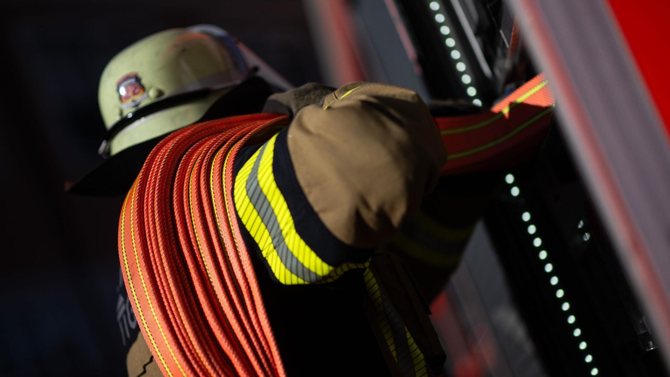 Feuer auf landwirtschaftlichem Anwesen: 300.000 Euro Schaden