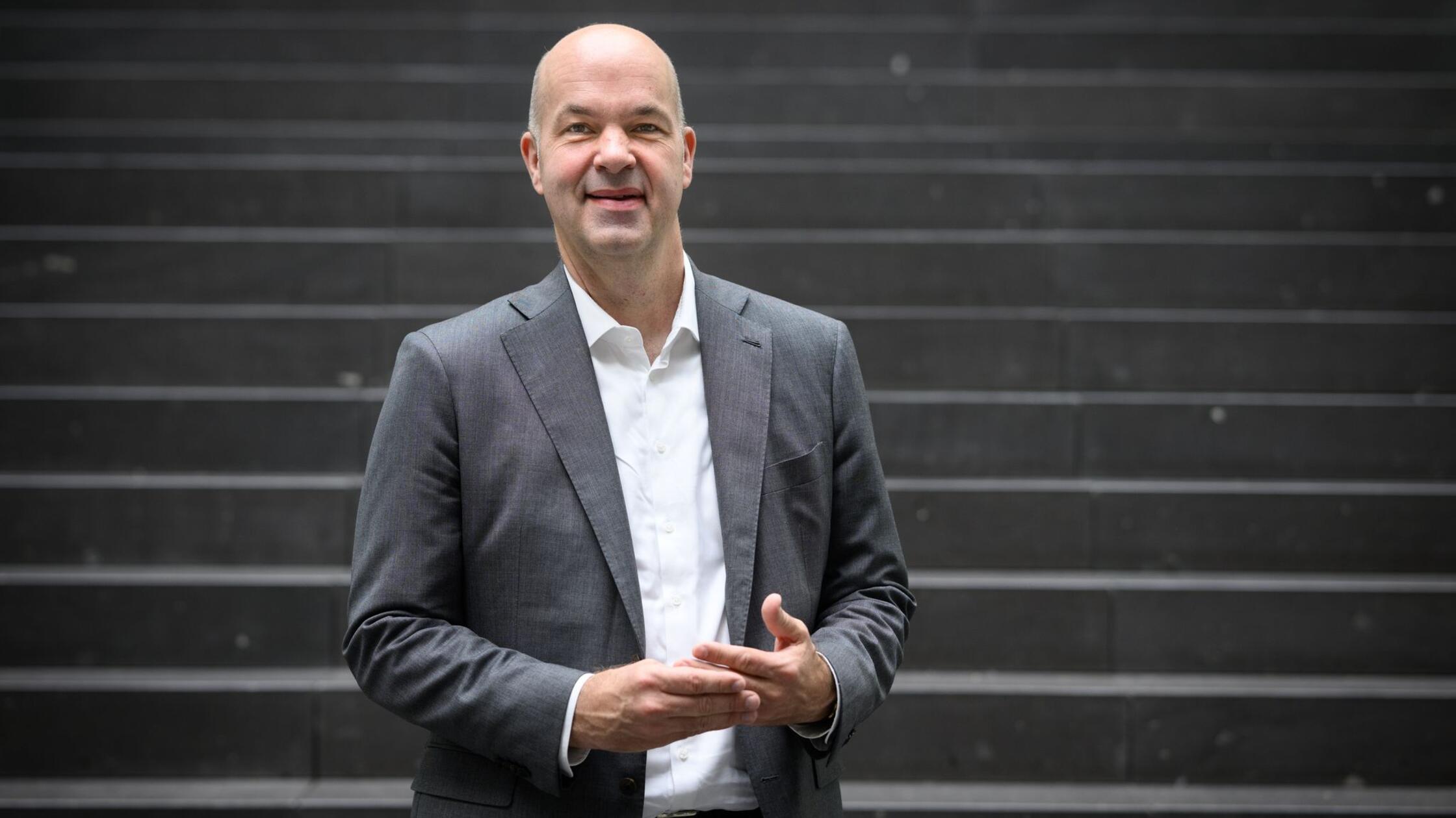 DIW-Chef fordert verpflichtendes soziales Jahr für Rentner