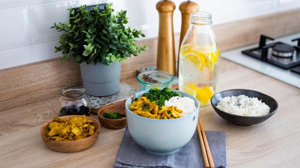 Rice with chicken curry and broccoli