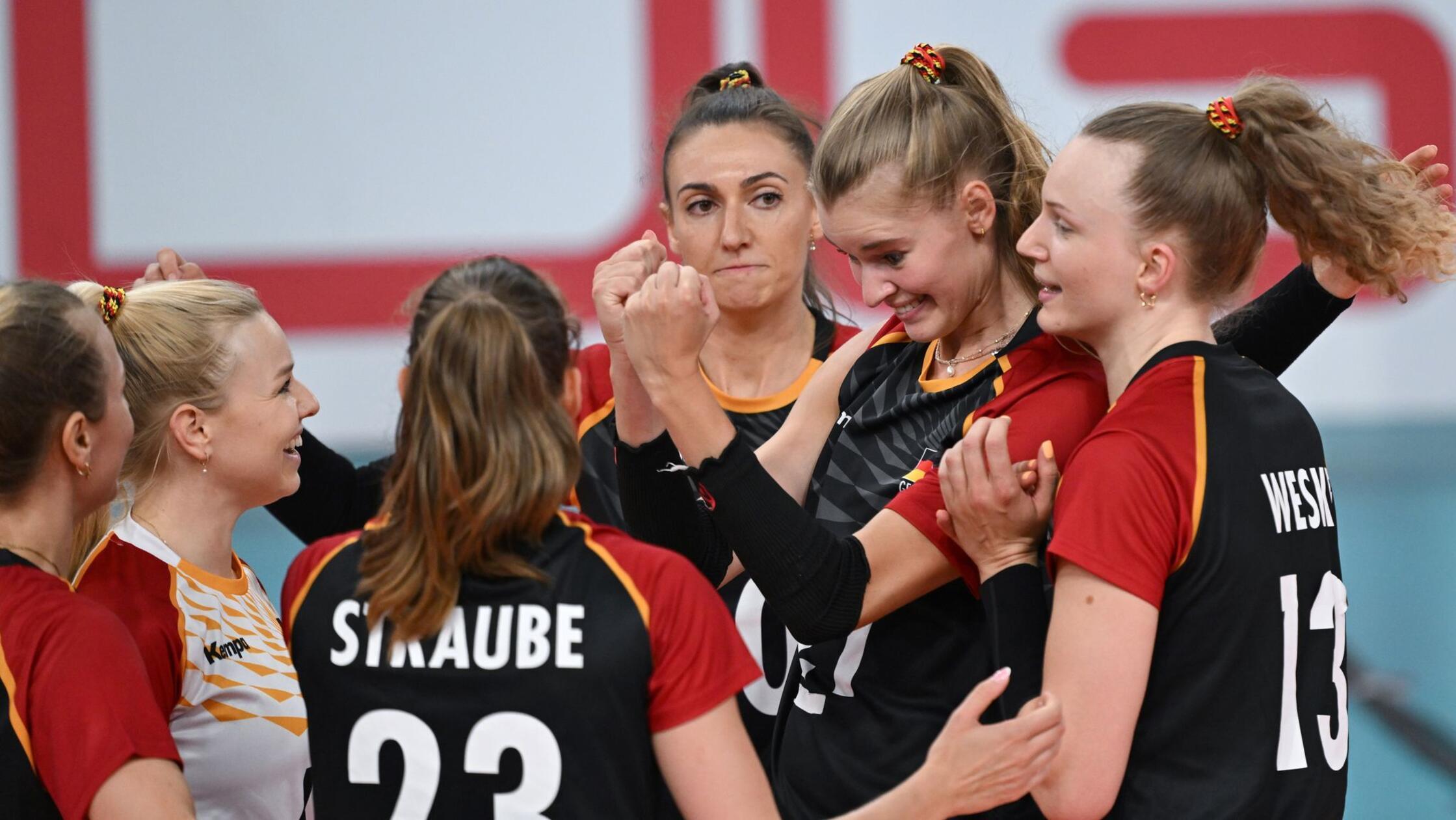 Deutsche Volleyballerinnen starten mit Sieg in WM