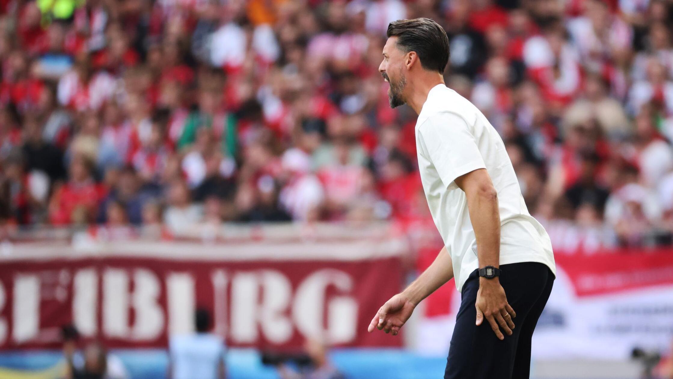 Augsburg effektiv: Wagners erfolgreiche Premiere in Freiburg