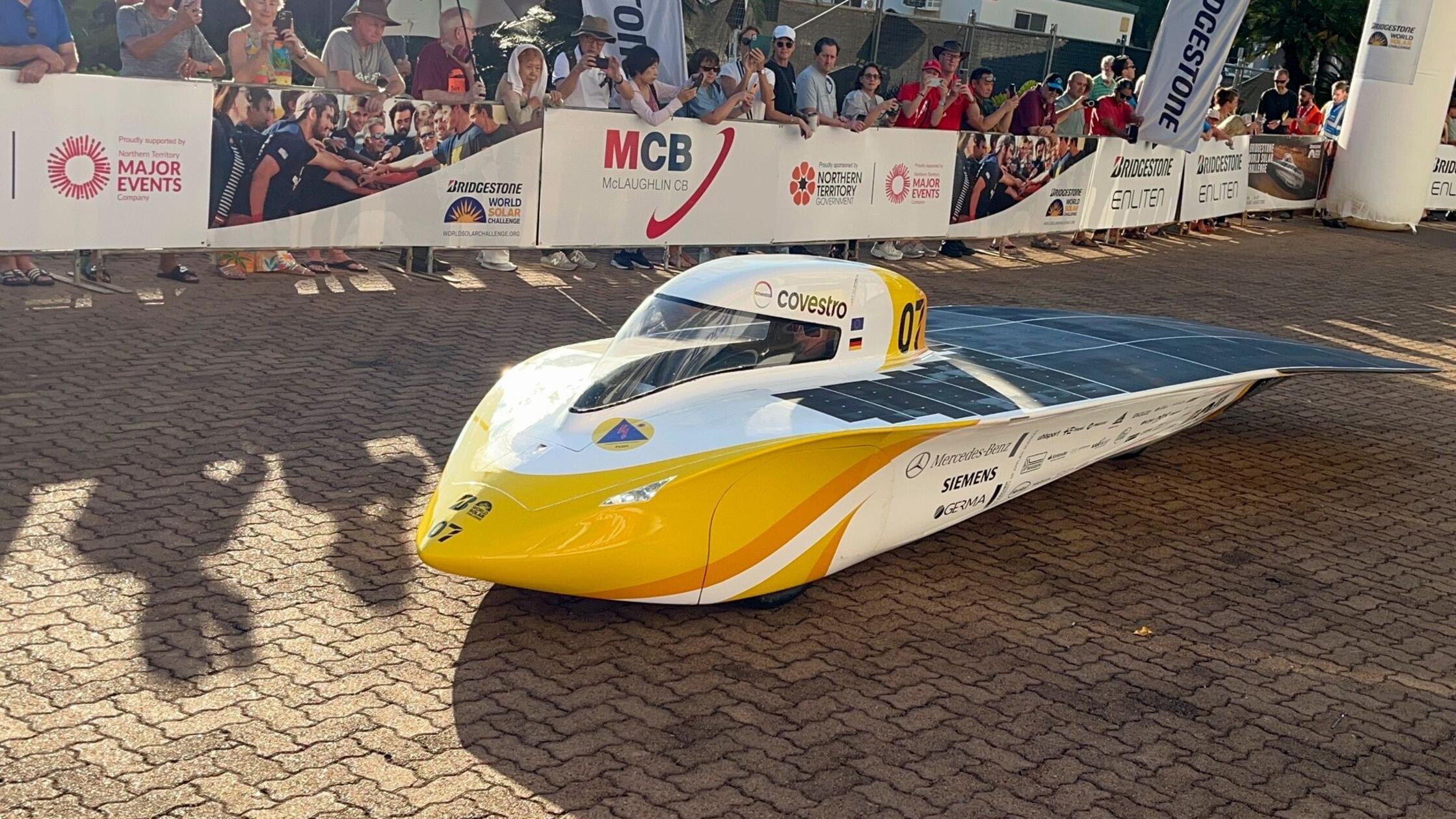 Deutsches Team bei Solarauto-Rennen in Australien vorne