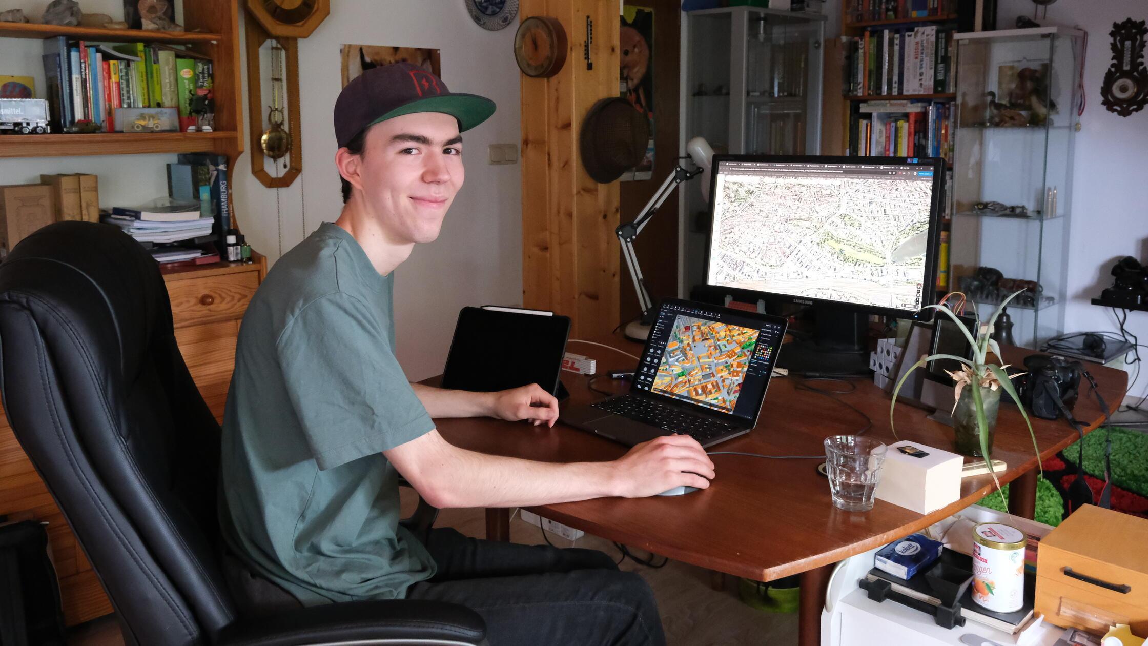 19-year-old from Neumarkt builds a replica of a big city out of Lego: ...