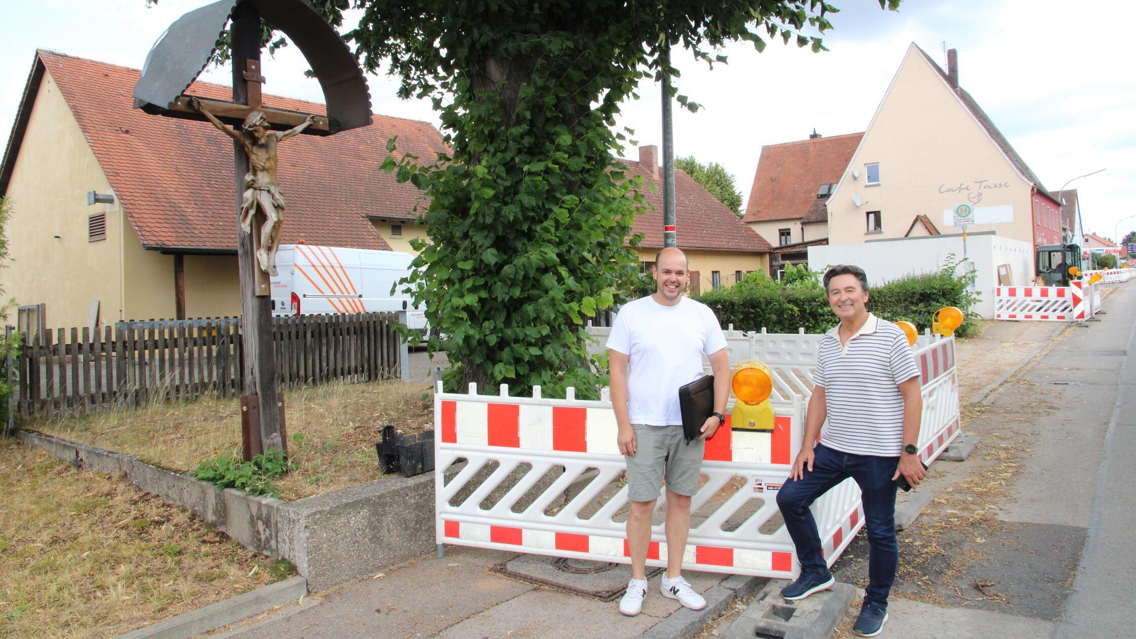 Maßnahmenkoordinator Mike Beil und Bürgermeister U