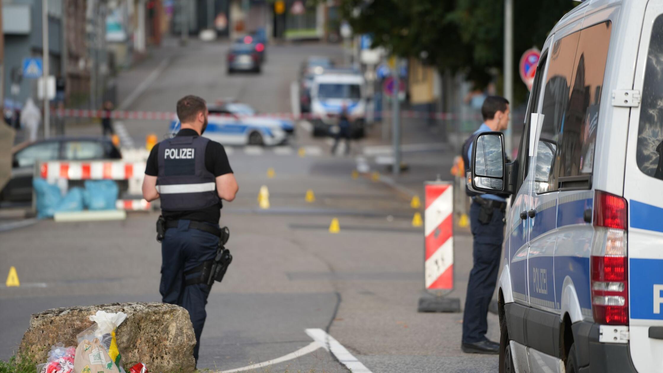 Sechs Schüsse trafen den getöteten Polizisten im Saarland