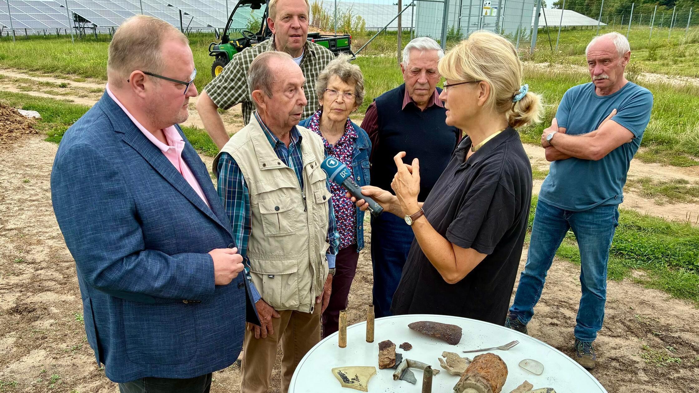 Zeitzeuge Hans Gsänger beantwortet die Fragen der 