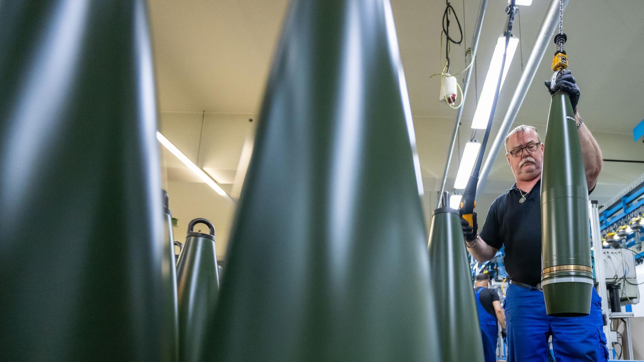 Rheinmetall eröffnet neues Werk für Artilleriemunition