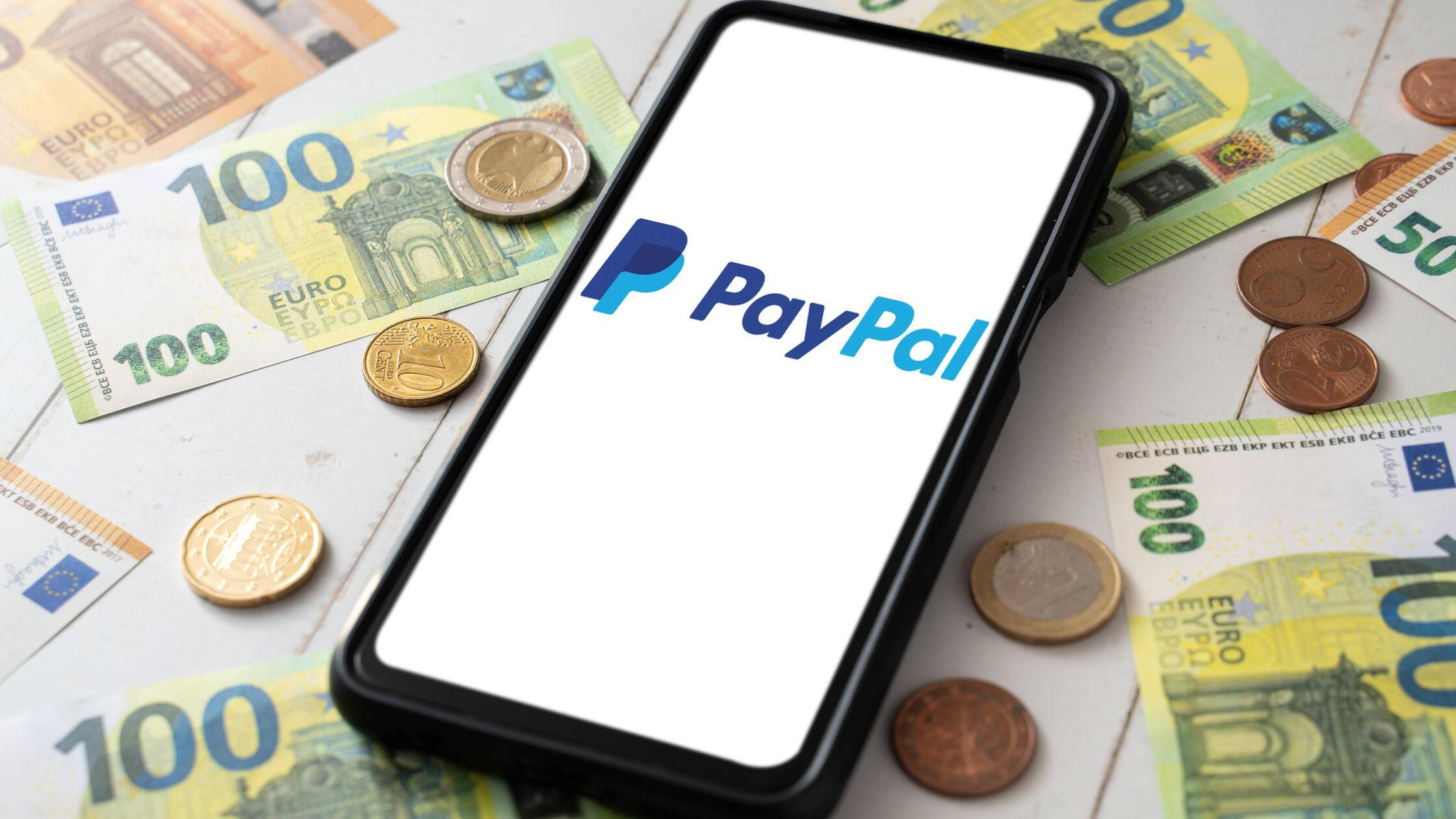 PayPal security systems down - German banks block payments in the billions