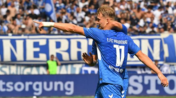 Doch erneut gleicht Magdeburg schnell aus: Wieder ist es Ahl-Holmström, der nur eine Minute nach der erneuten Gästeführung egalisiert.