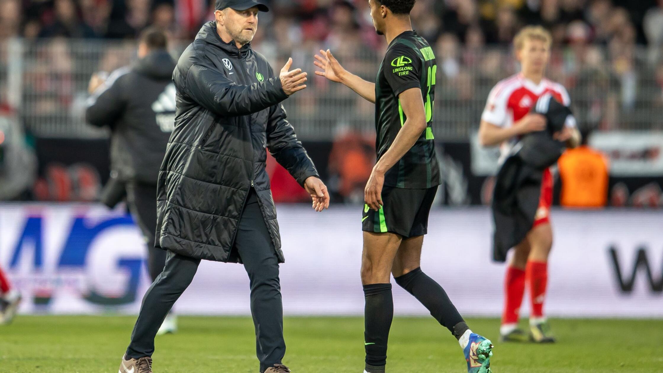 Überraschungs-Transfer: Wolfsburgs Odogu nach Mailand