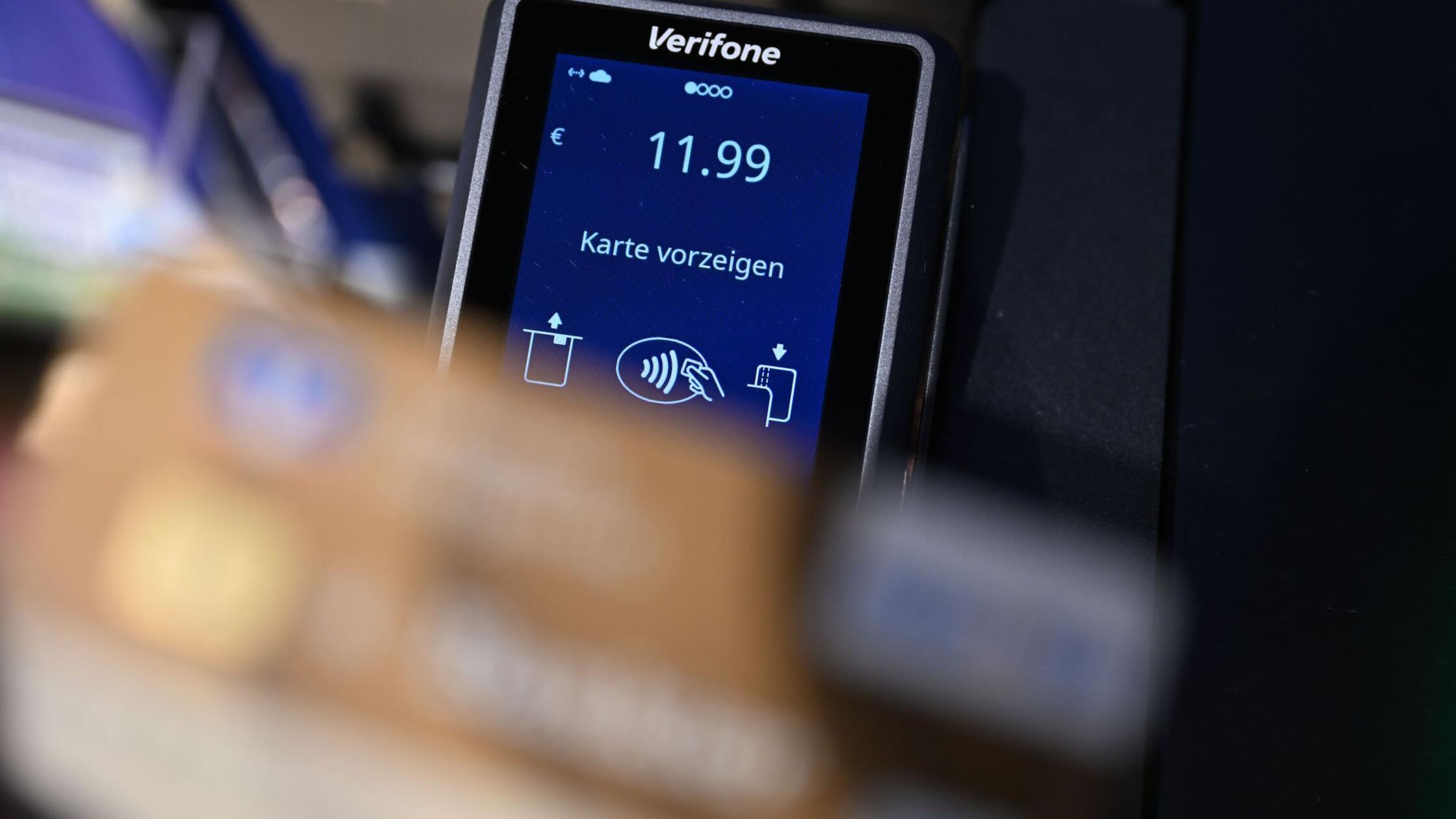 Girocard auf Rekordkurs – kontaktlos boomt