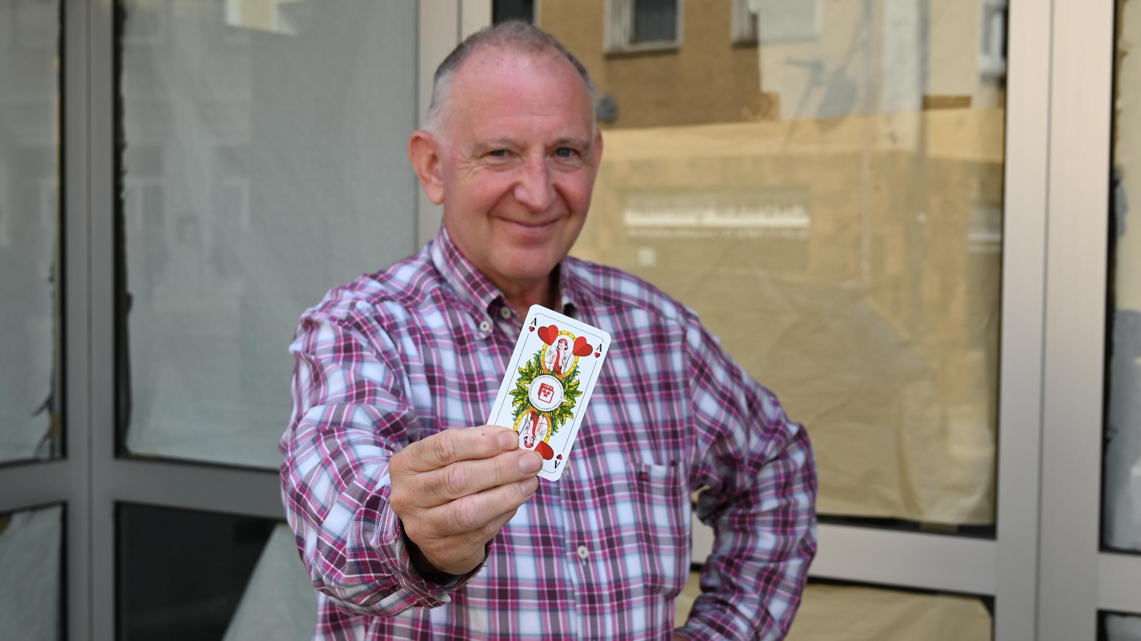 Ein Wettbüro will mit Uwe Heyder in der Bahnhofstr