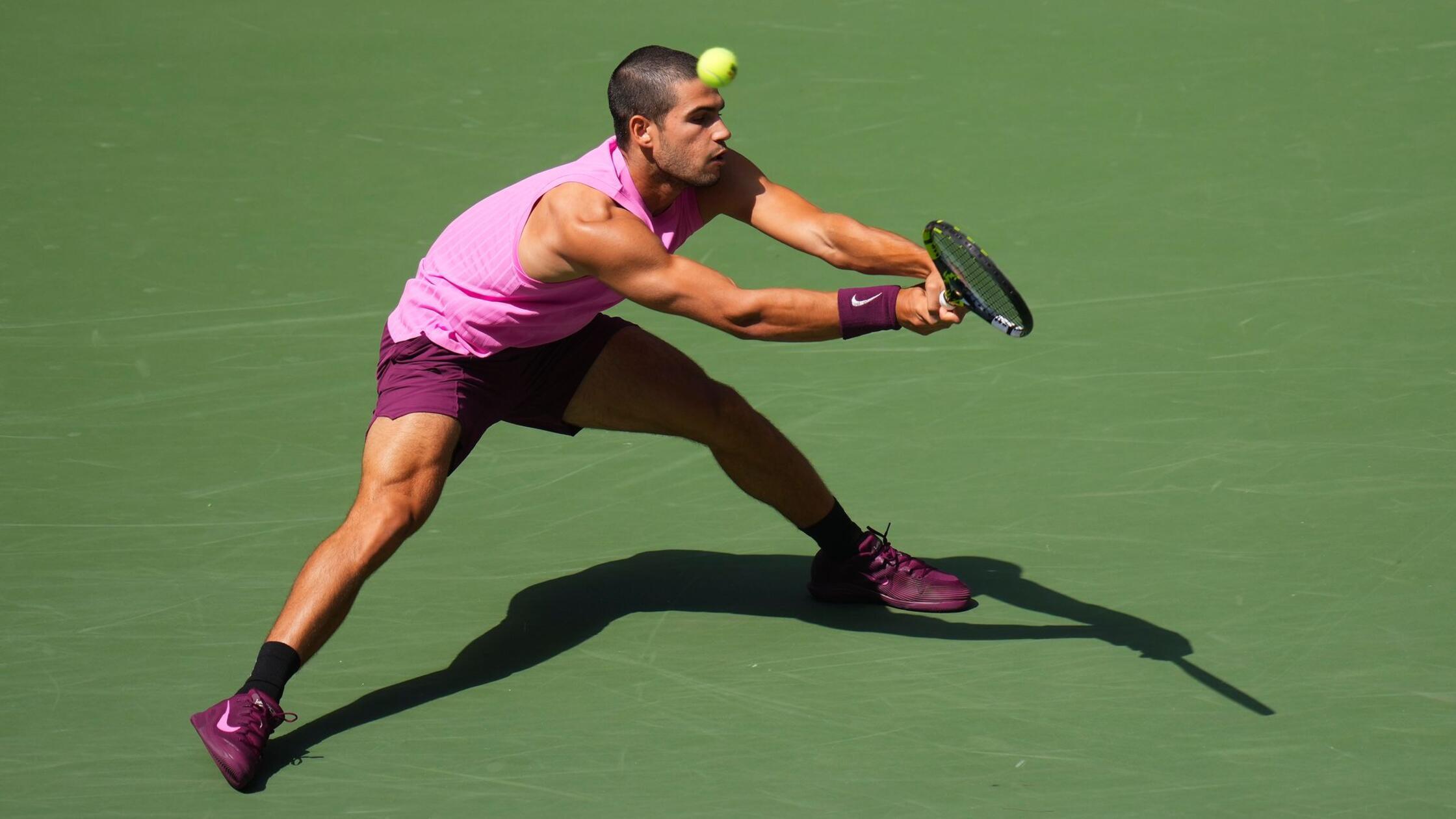 Famoser Alcaraz imponiert bei Halbfinal-Einzug in New York