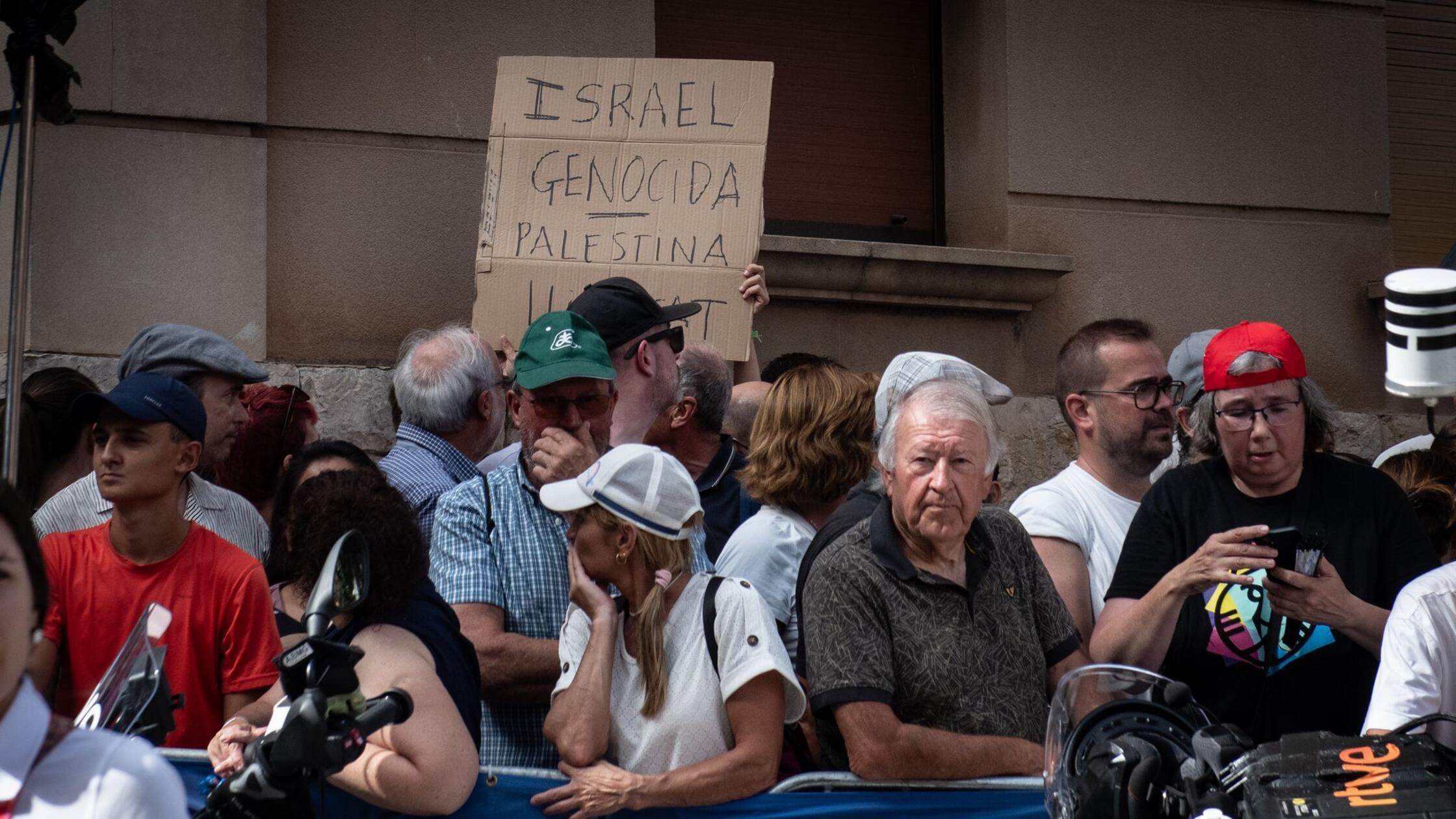 Wieder Pro-Palästina-Proteste bei der Vuelta: Fahrer besorgt