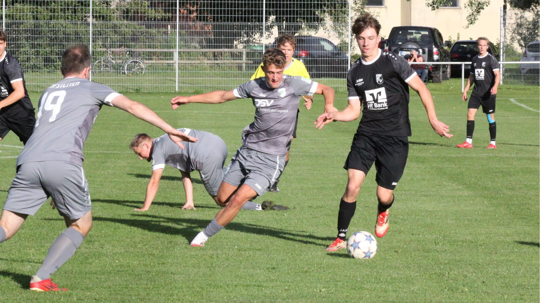 Kreisklassist schlägt Bezirksligist - die Bilder vom Oberhochstatter ...