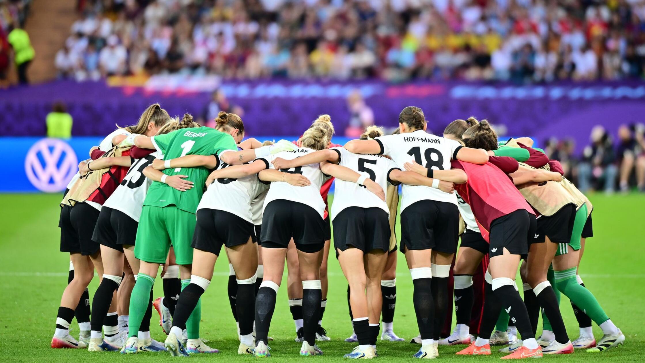 Wück-Team spielt zum Jahresabschluss in Kaiserslautern