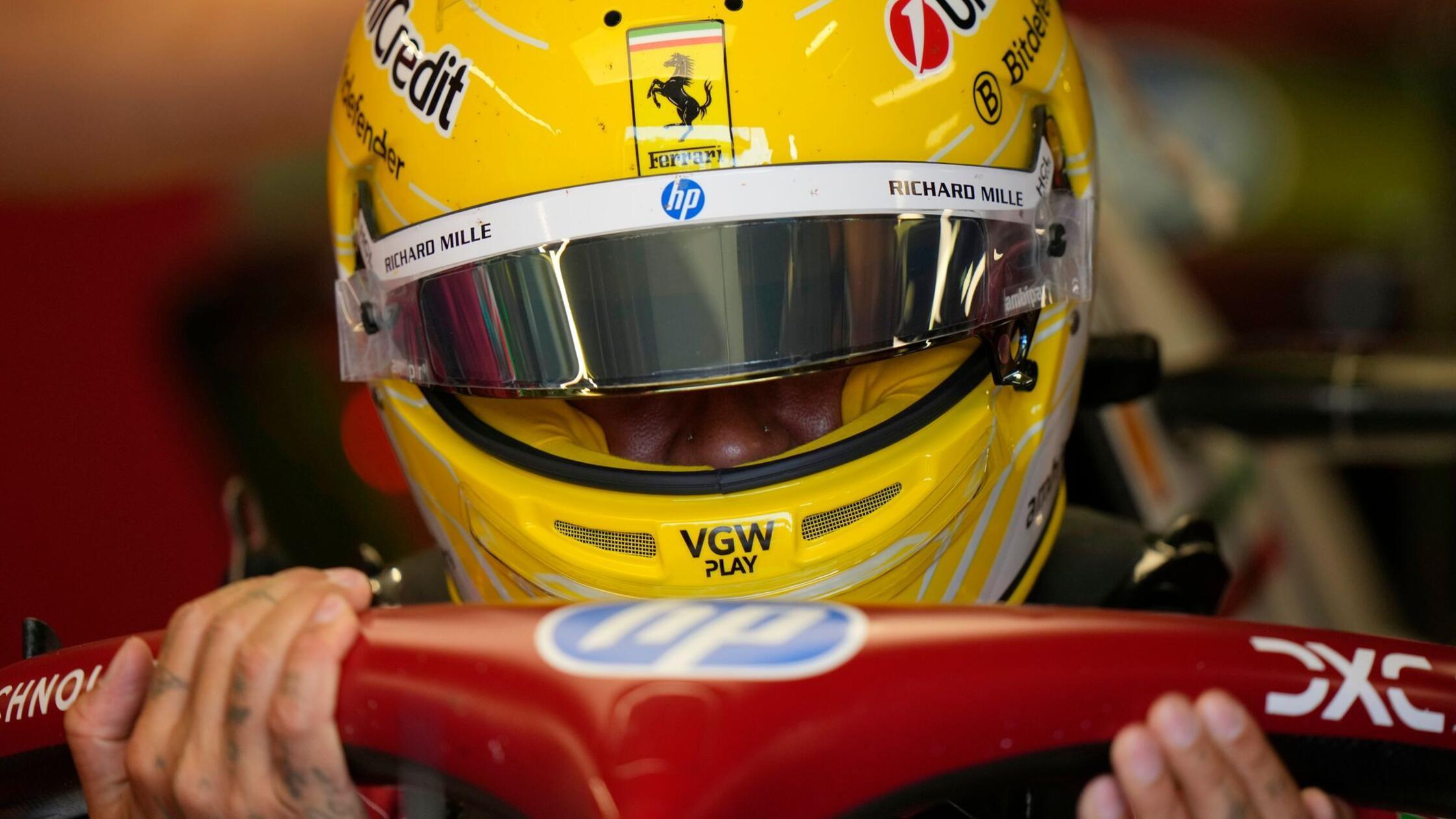 Ferrari vornweg beim Auftakt in Monza: Hamilton top