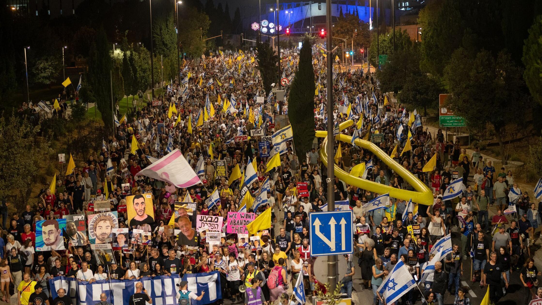 Großdemonstration in Israel für Gaza-Abkommen