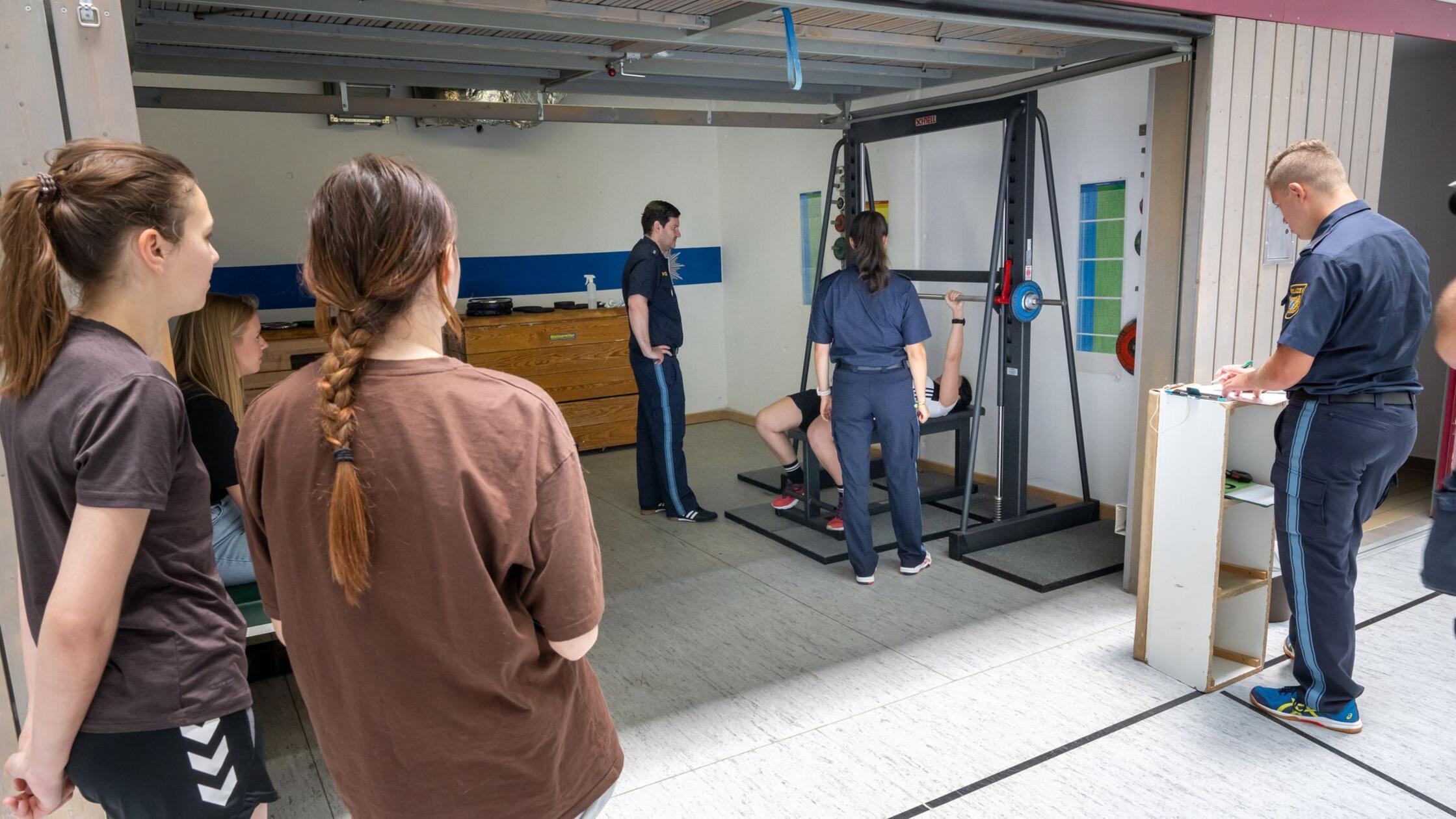 SPD: Einstiegsalter für Polizei auf 16 Jahre senken