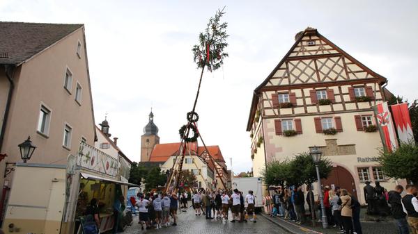 Kirchweih Merkendorf 2025 Kirchweihbaum Aufstellen