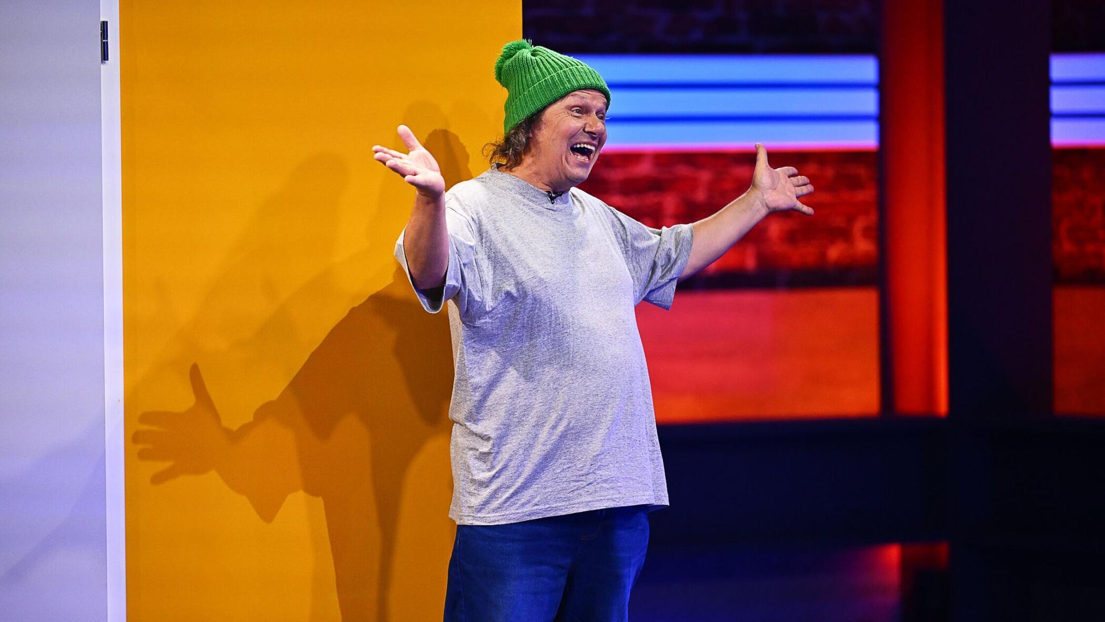 „Deutschlands dümmster Promi“: Manni Ludolf für Dolly Buster