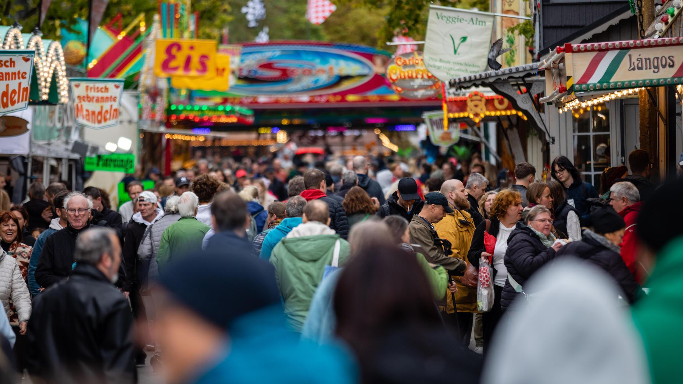 KirchweihImpressionenSonntag_do_20241006_1