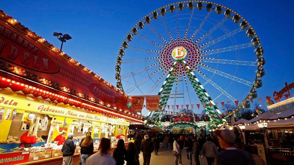 Ab Samstag drehen sich beim Frühlingsfest auf dem Volksfestplatz am Dutzendteich wieder die Karussells – und das diesmal eine Woche länger. Denn heuer feiert man 200 Jahre Nürnberger Volksfest. Los geht das Spektakel mit dem Anstich mit Volksfestkönigin Christina und lokaler Politprominenz. Beginn: 17 Uhr. An den ersten Tagen warten süße Überraschungen auf kleine Gäste. Dazu sorgt eine Osterhasenband für Laune.