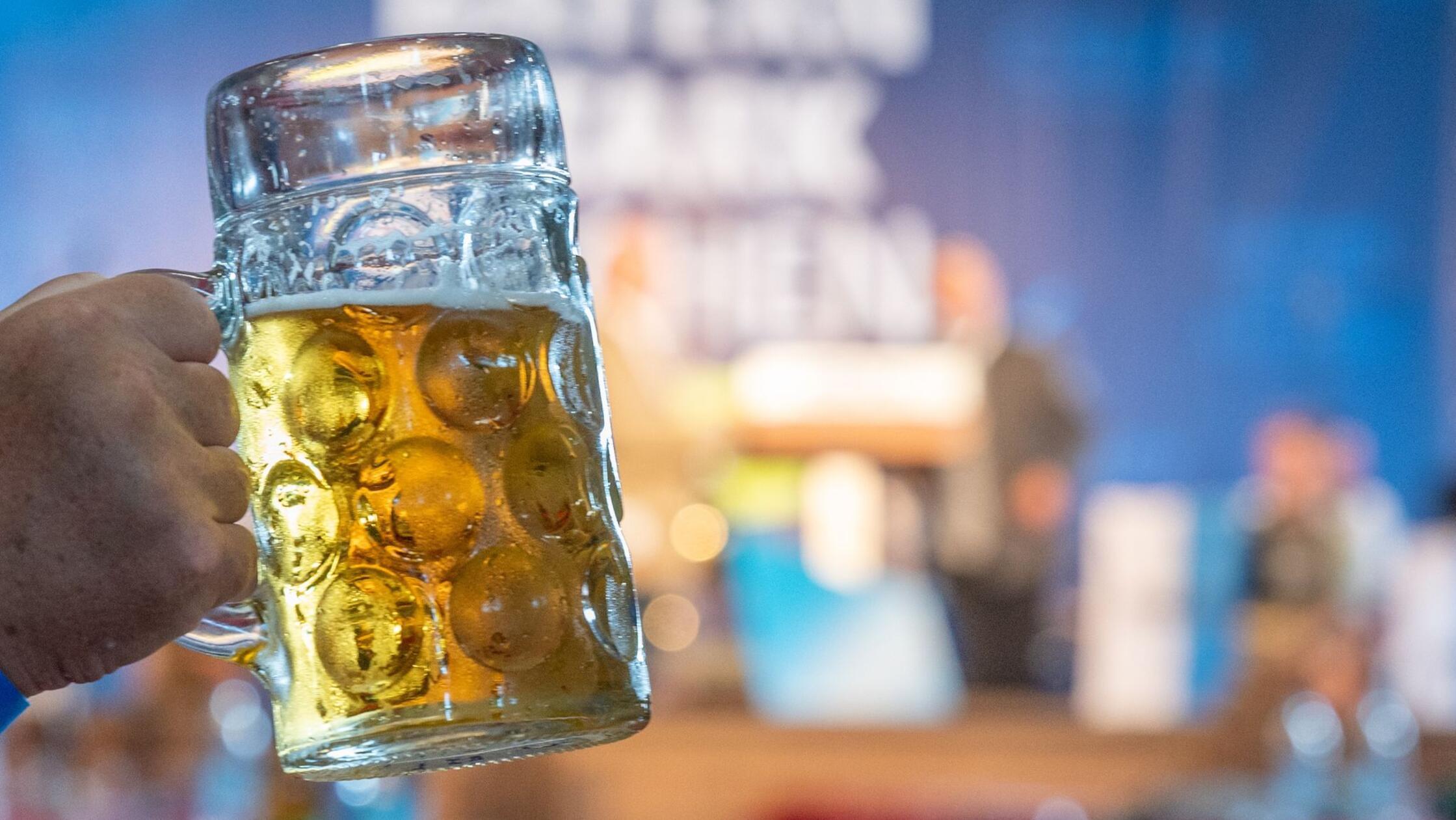 urn:newsml:dpa.com:20090101:240627-99-556190