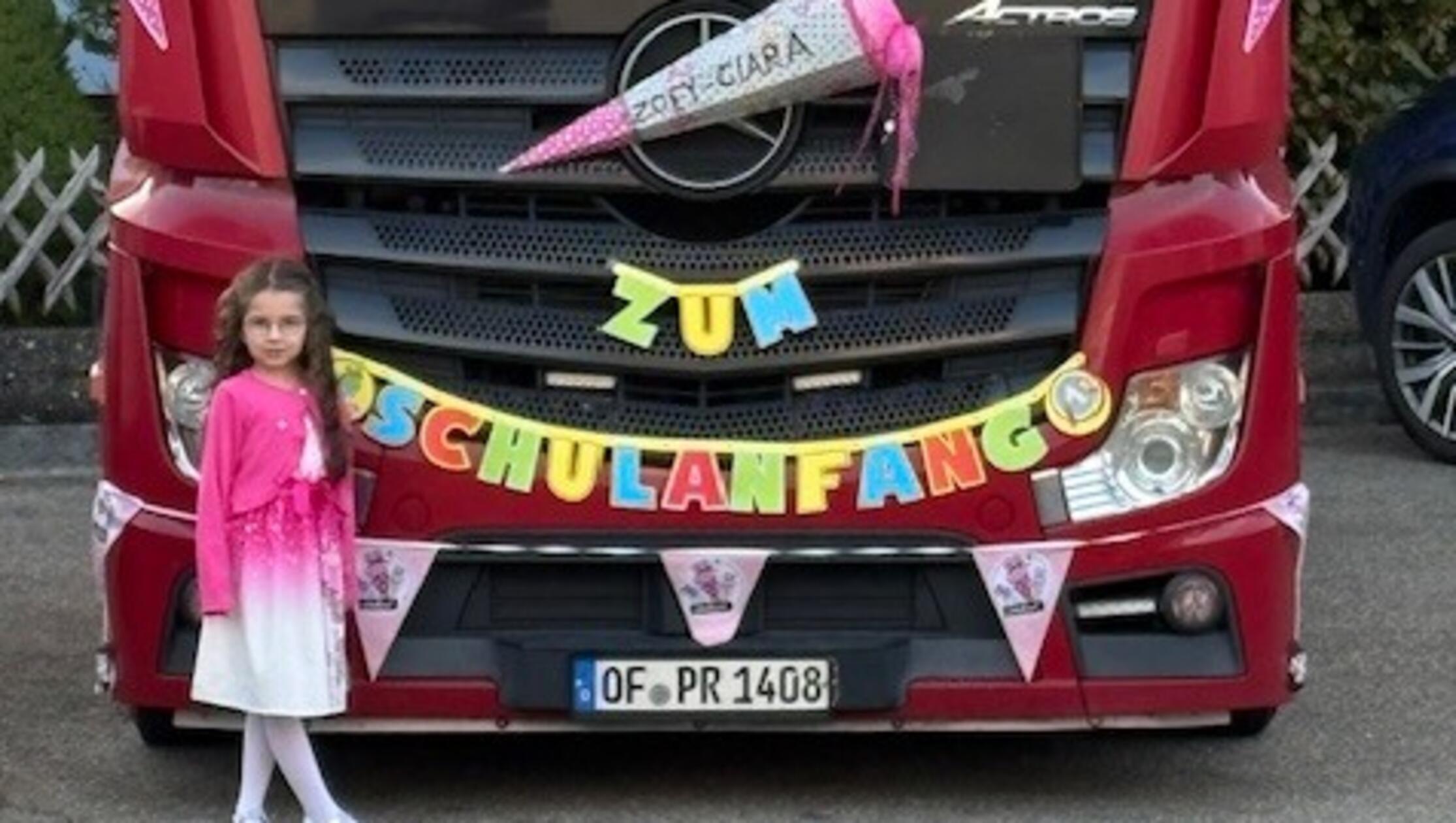 Stephani-Grundschule Lkw Hochformat