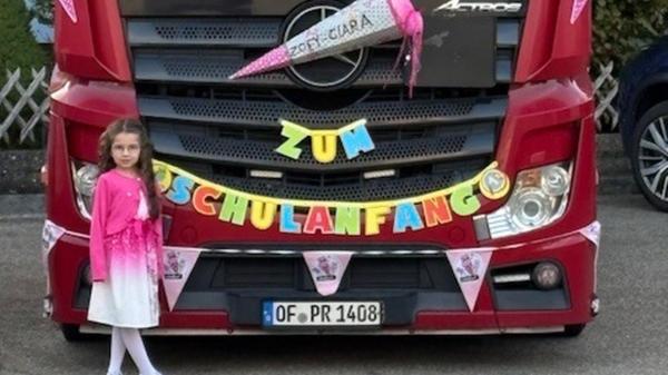 Stephani-Grundschule Lkw Hochformat