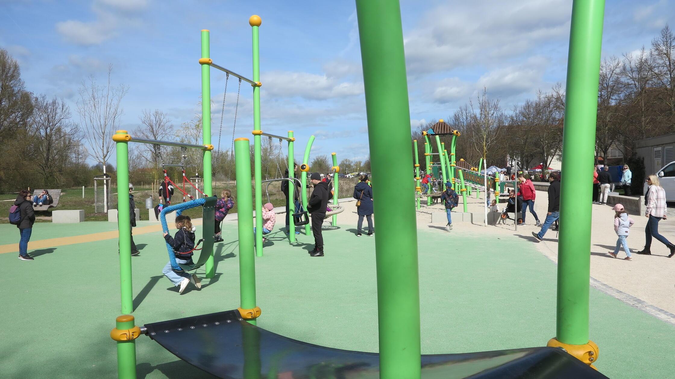 Der neue "Spielplatz für alle" wurde den ganzen Ta
