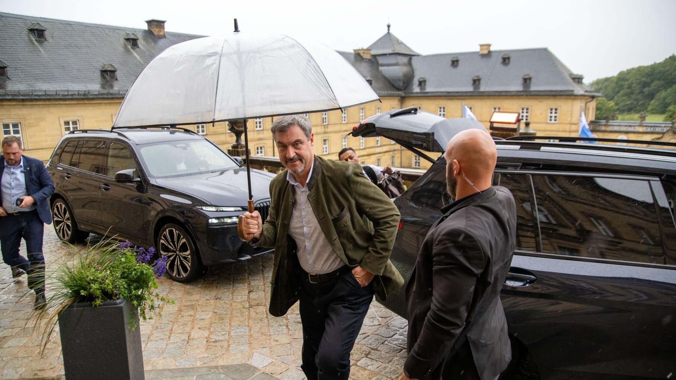 Markus Söder želi prepoved mobilnih telefonov v bavarskih šolah do vključno sedmega razreda