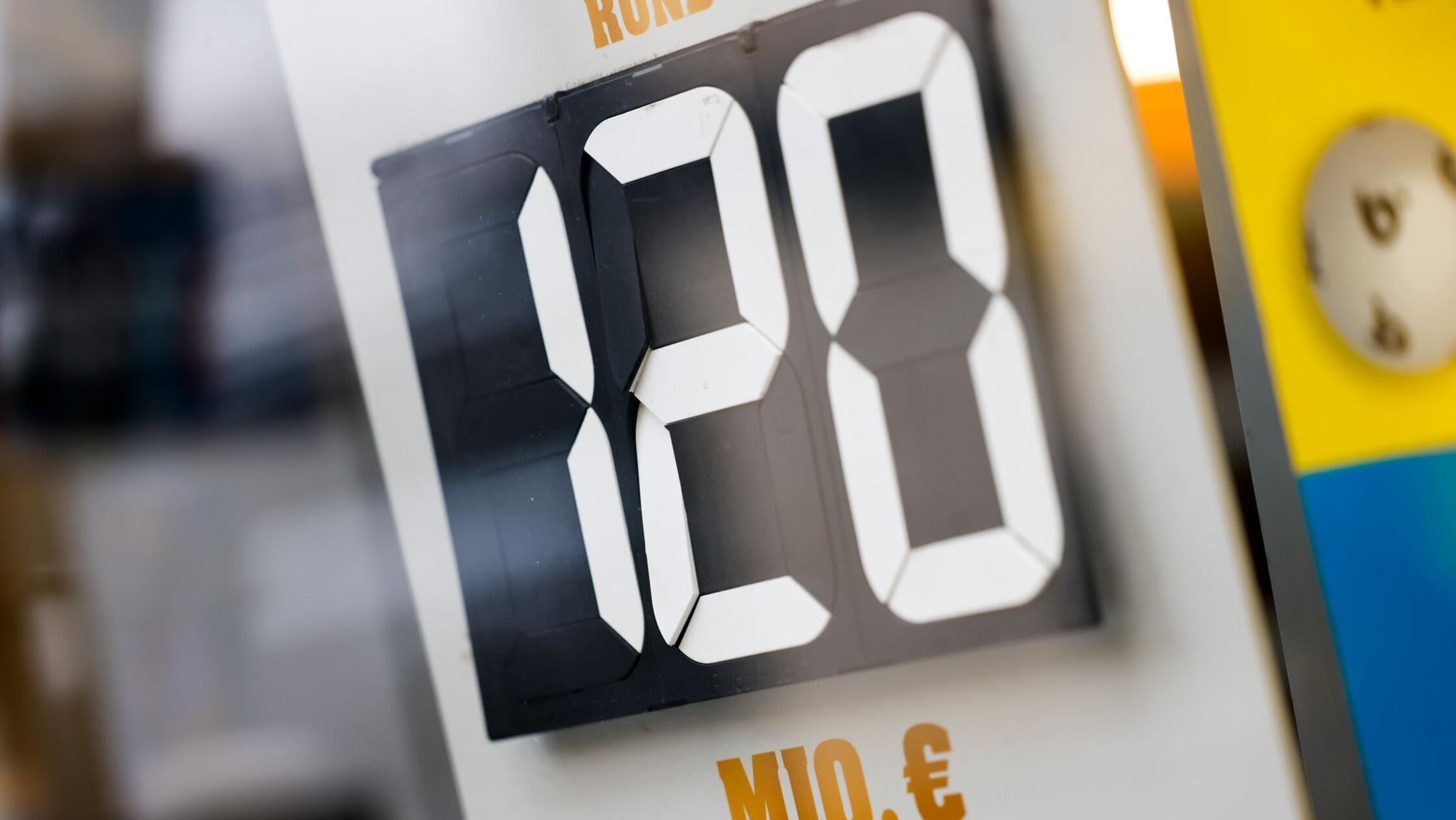 Mega-Eurojackpot geknackt: 120 Millionen Euro gehen nach Berlin - Gewinner bislang unbekannt