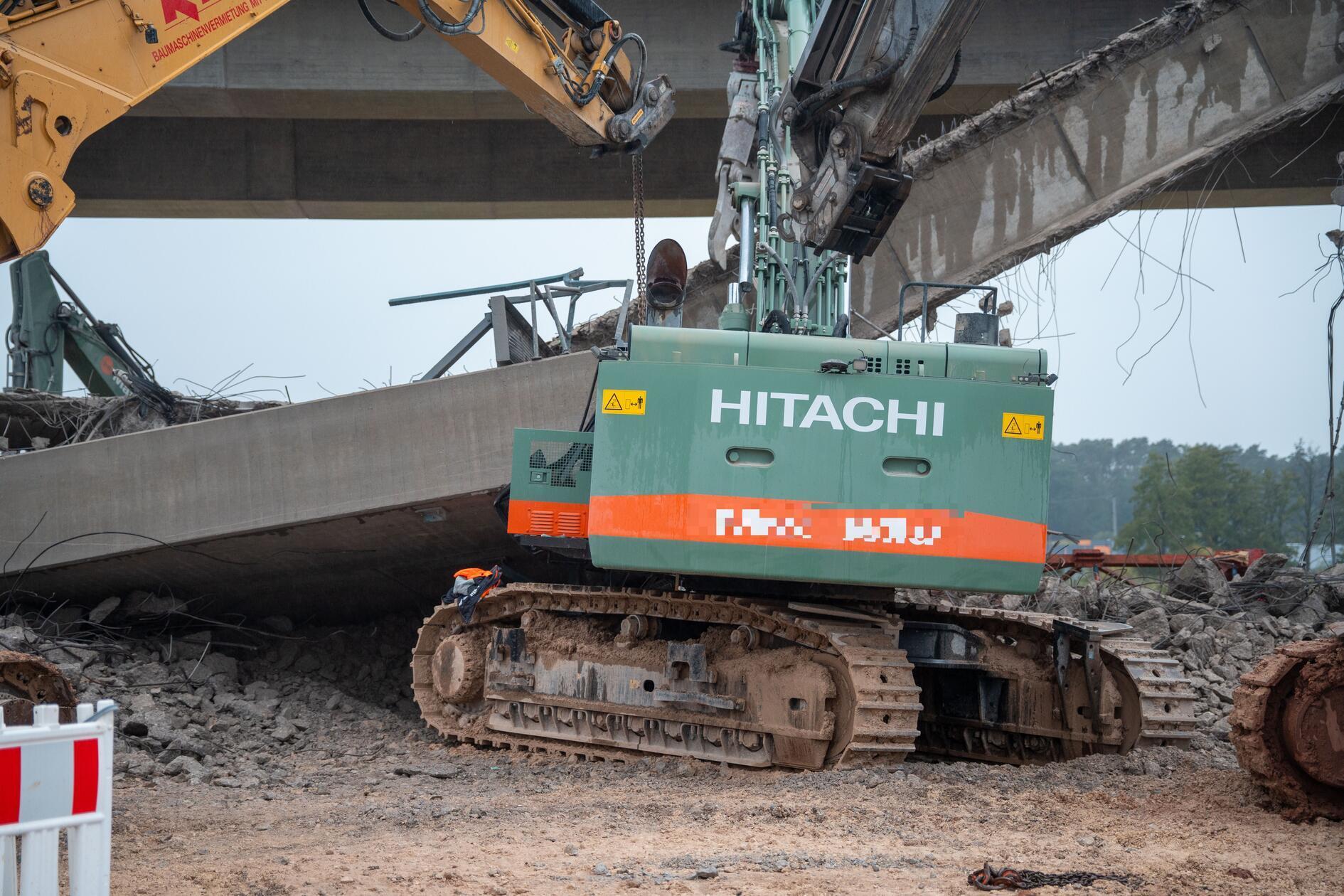 Der Fahrer hatte keine Chance und kam ums Leben.