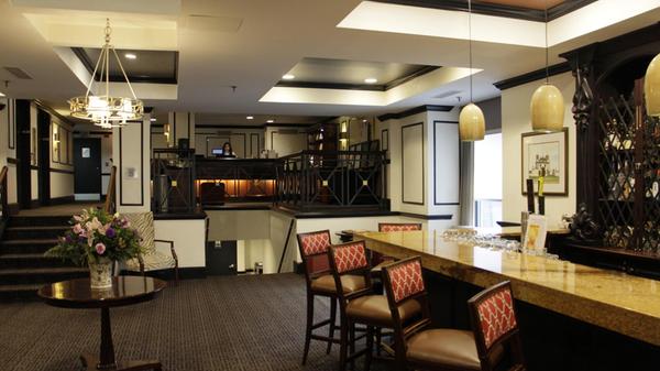 Das "Dunhill Hotel" in Charlotte versprüht historischen Charme mitten in Uptown. Hier nächtigte schon Elvis Presley, wenn er Auftritte in der Stadt hatte.