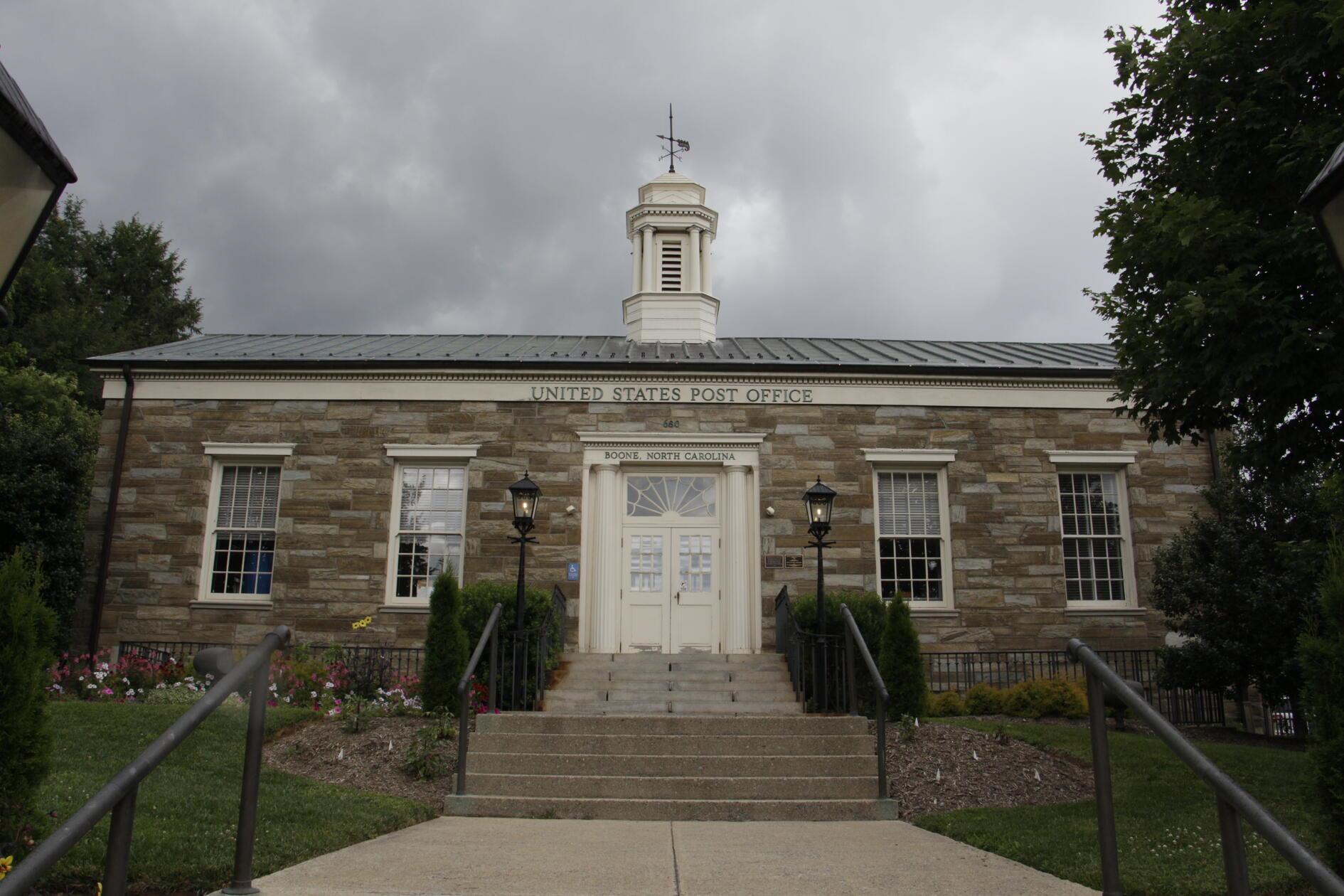 In Boone findet sich auch das älteste Post Office North Carolinas. Im Inneren scheint es, als wäre die Zeit stehen geblieben. Unbedingt reingucken!