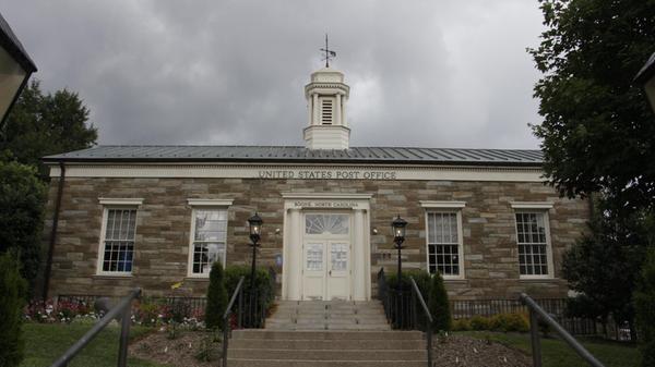 In Boone findet sich auch das älteste Post Office North Carolinas. Im Inneren scheint es, als wäre die Zeit stehen geblieben. Unbedingt reingucken!