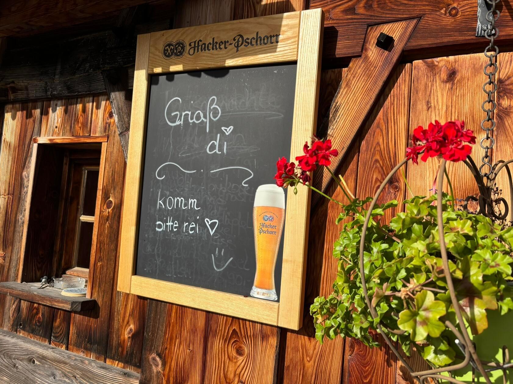 Ein herzliches Willkommen gehört auf den Hütten rund um Pfronten dazu.