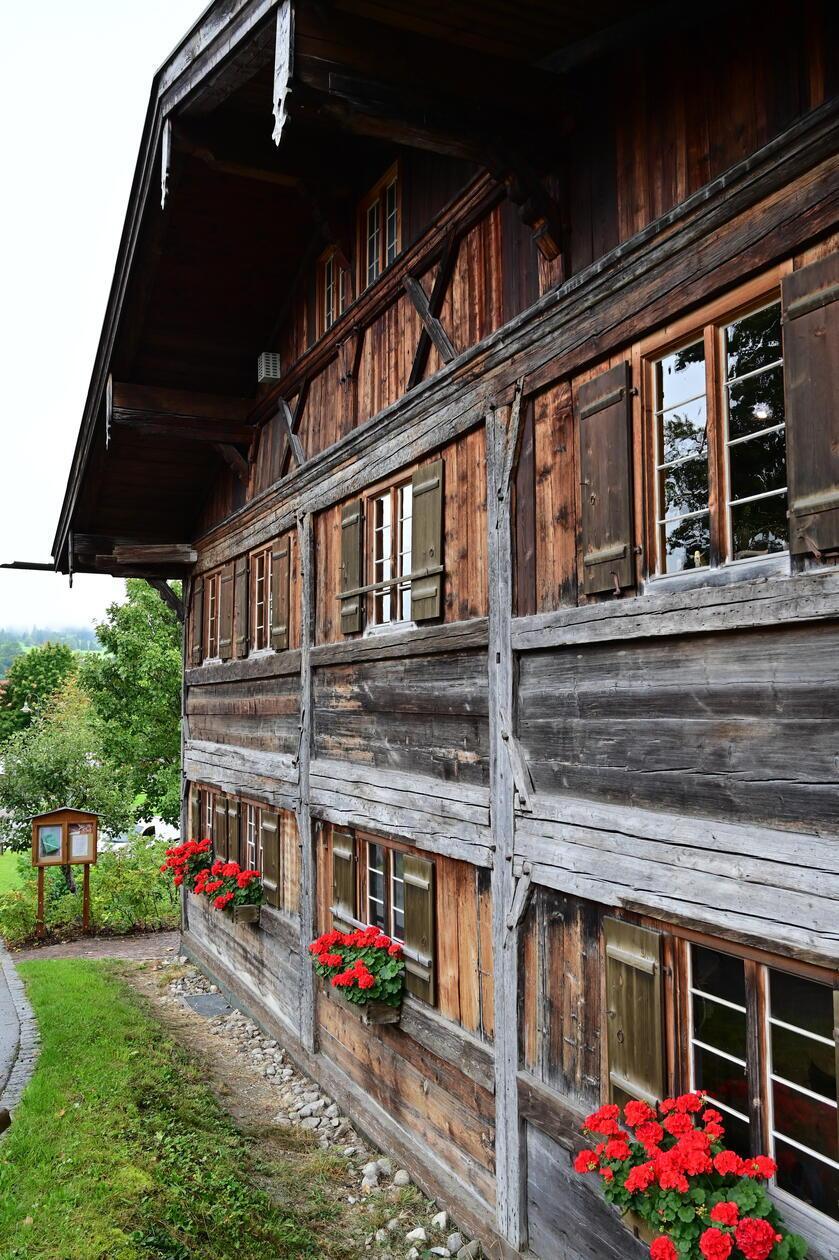 Was heute "Heimathaus" heißt, war früher ein sogenanntes "Seelhaus" beziehungsweise Armenhaus.