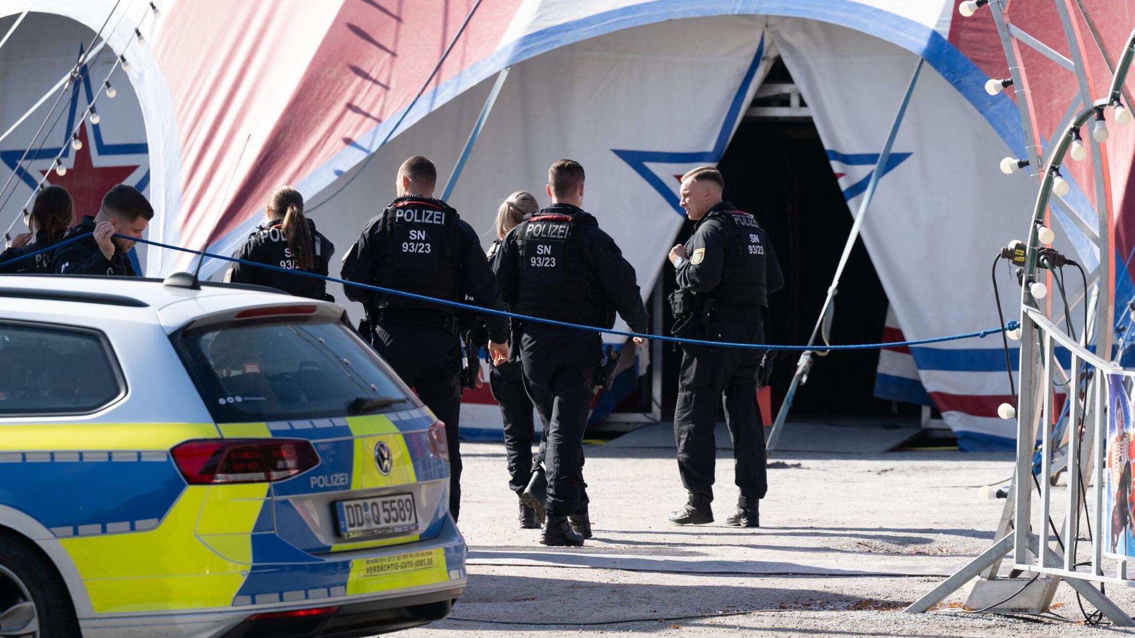 Artistin stürzt im Zirkus - Zuschauer sehen tödliches Drama