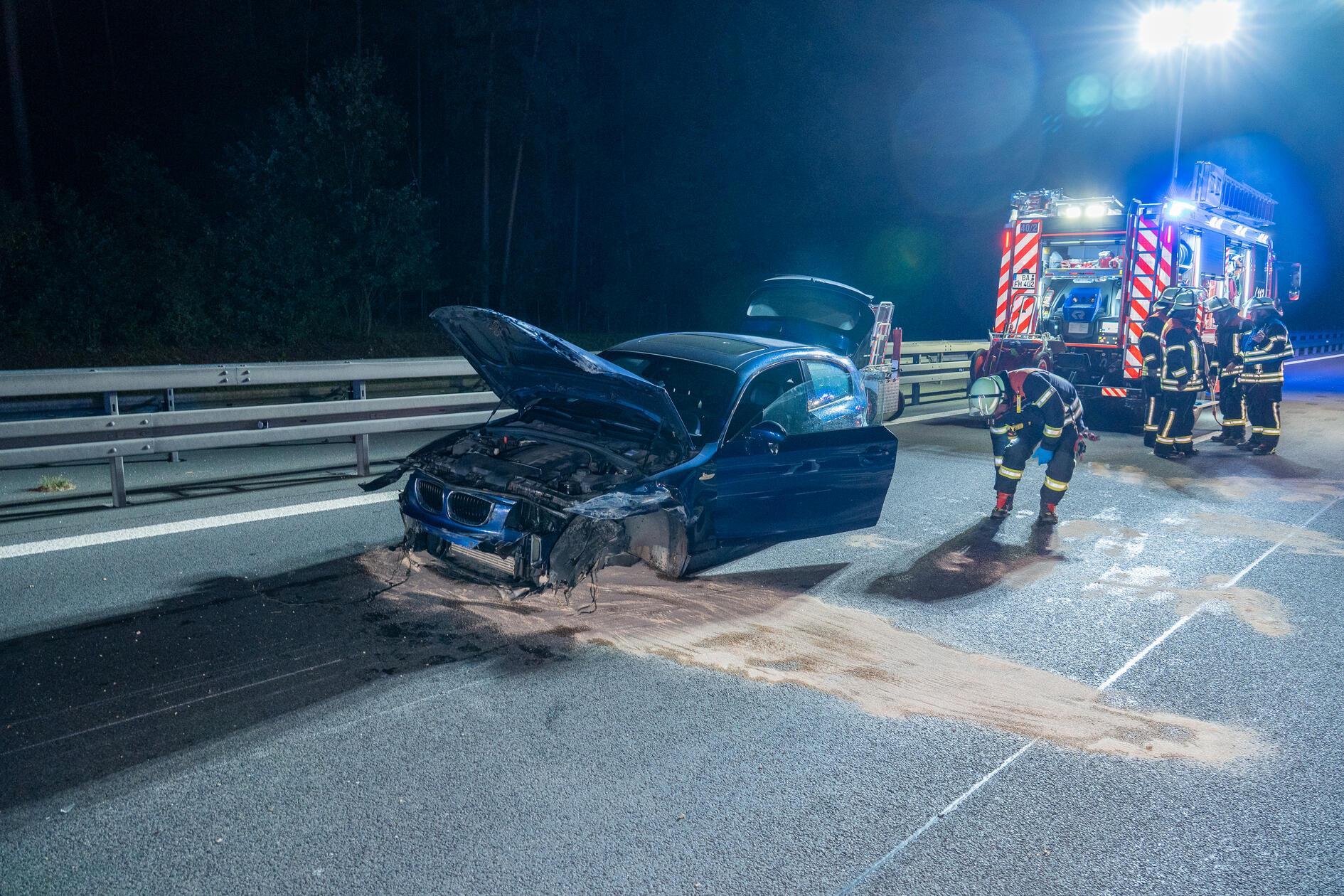 Wie die Nachrichtenagentur News5 mitteilt, sei der 28-jährige Fahrer eines 1er BMW auf der A73 von Nürnberg in Richtung Bamberg unterwegs. Nach eigenen Angaben sei er mit rund 200 km/h unterwegs gewesen.