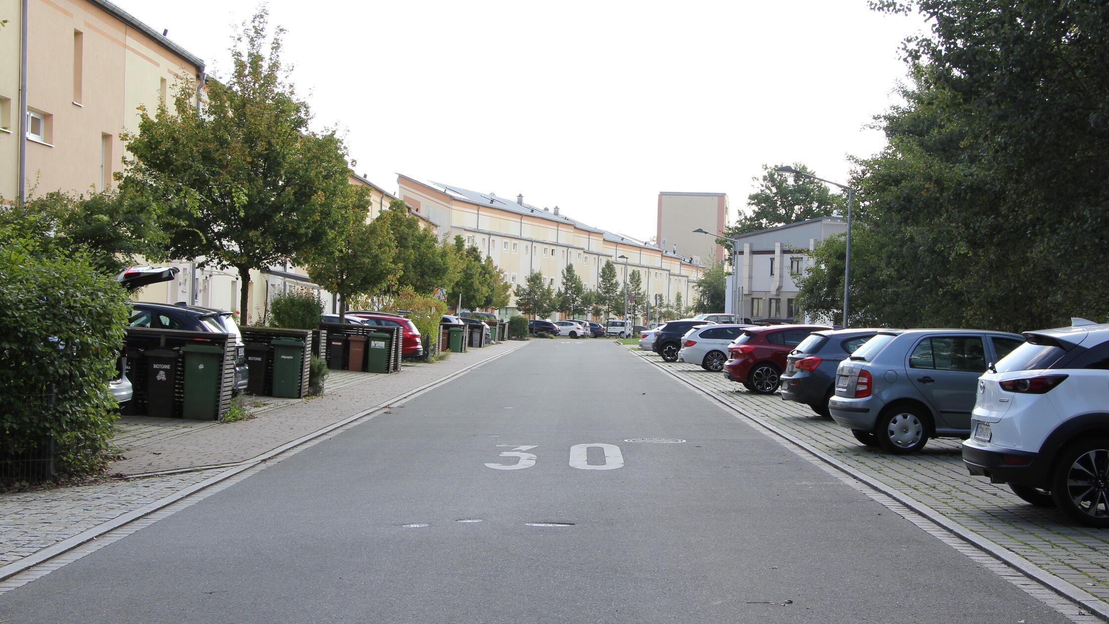 feucht-am-reichswald-strae-parkside - 1