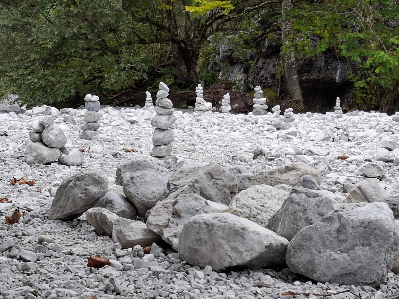 Der Weg führt durch die Griesbachschlucht - an jeder Ecke wartet neue Beschäftigung für die ganze Familie.