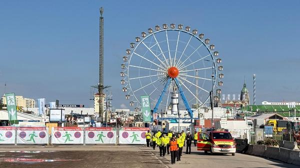 Oktoberfest bleibt nach Bombendrohung vorerst gesc