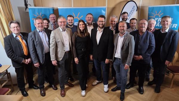 FREIE WÄHLER Amberg-Sulzbach nominieren Stefan Kro