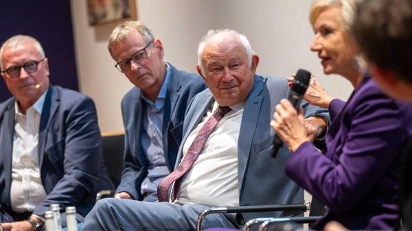 80Jahre_NN_081025_as_23