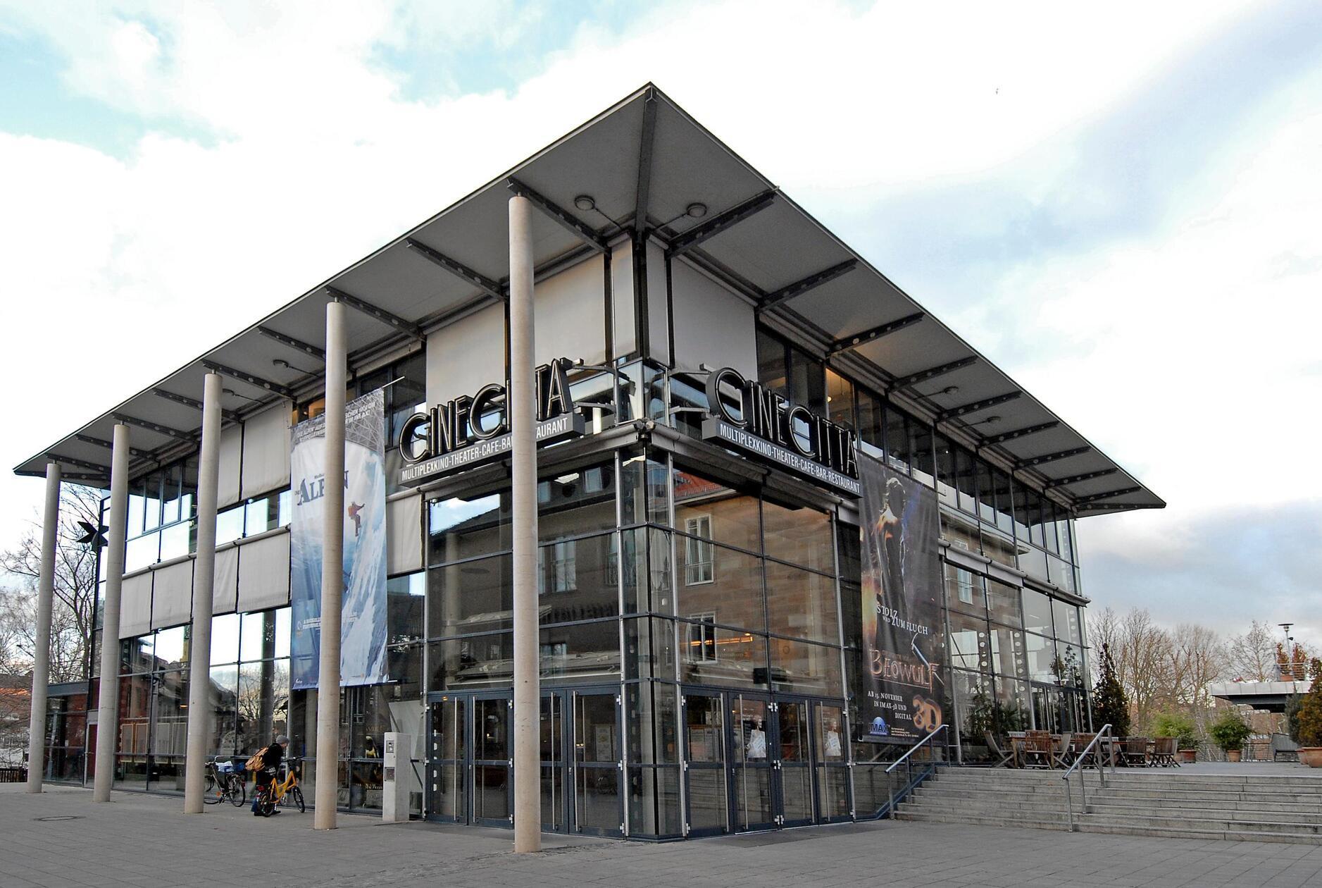 Im Jahr 2020 musste auch das Cinecittà aufgrund der Corona-Pandemie den Betrieb vorübergehend einstellen. Währenddessen zeigte sich das Kino kreativ und erfinderisch – unter anderem mit einem digitalen „imaginären Open-Air-Kino“ in der Welt von Animal Crossing.