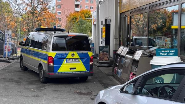 FIRST PICTURE zur News N39050 "Raubüberfall " - Ke