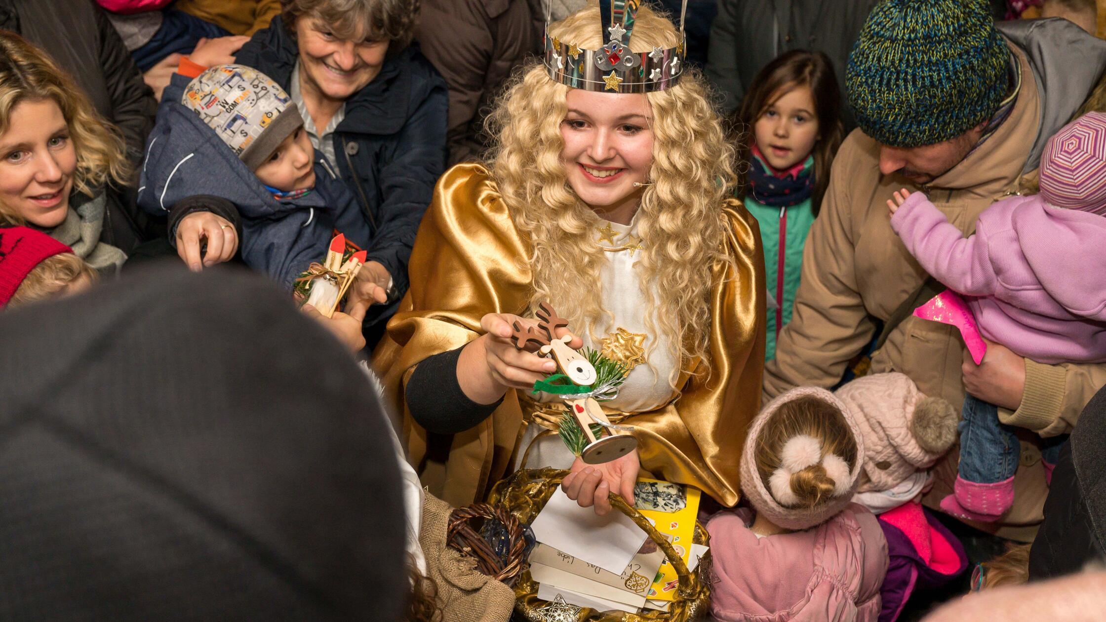 Weihnachtsmarkt_Bergauer_Bernhard_bezahlt_DSC_2463