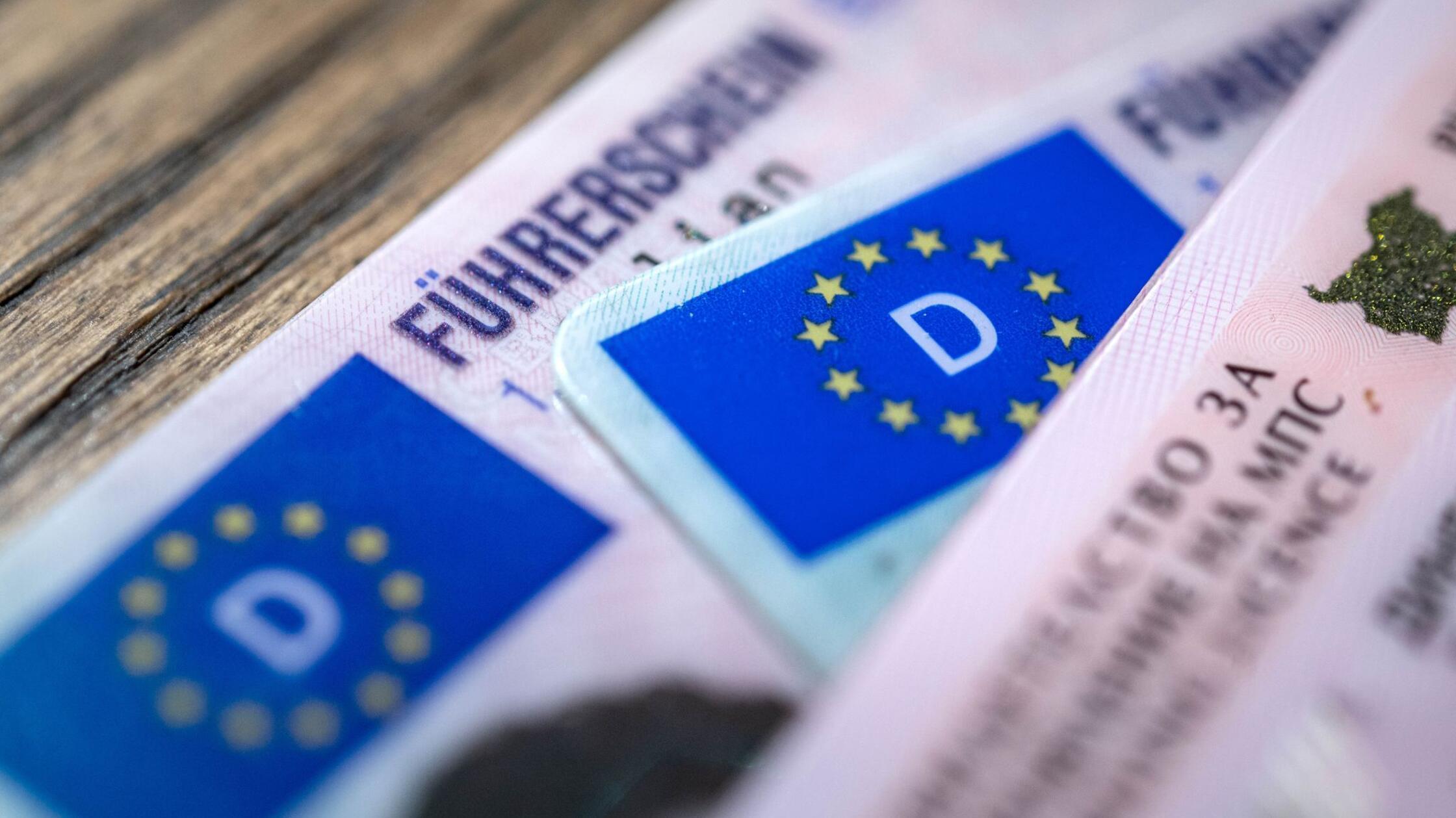 Neue EU-Regeln: Härtere Strafen gegen Verkehrssünder - was sich beim Führerschein ändert